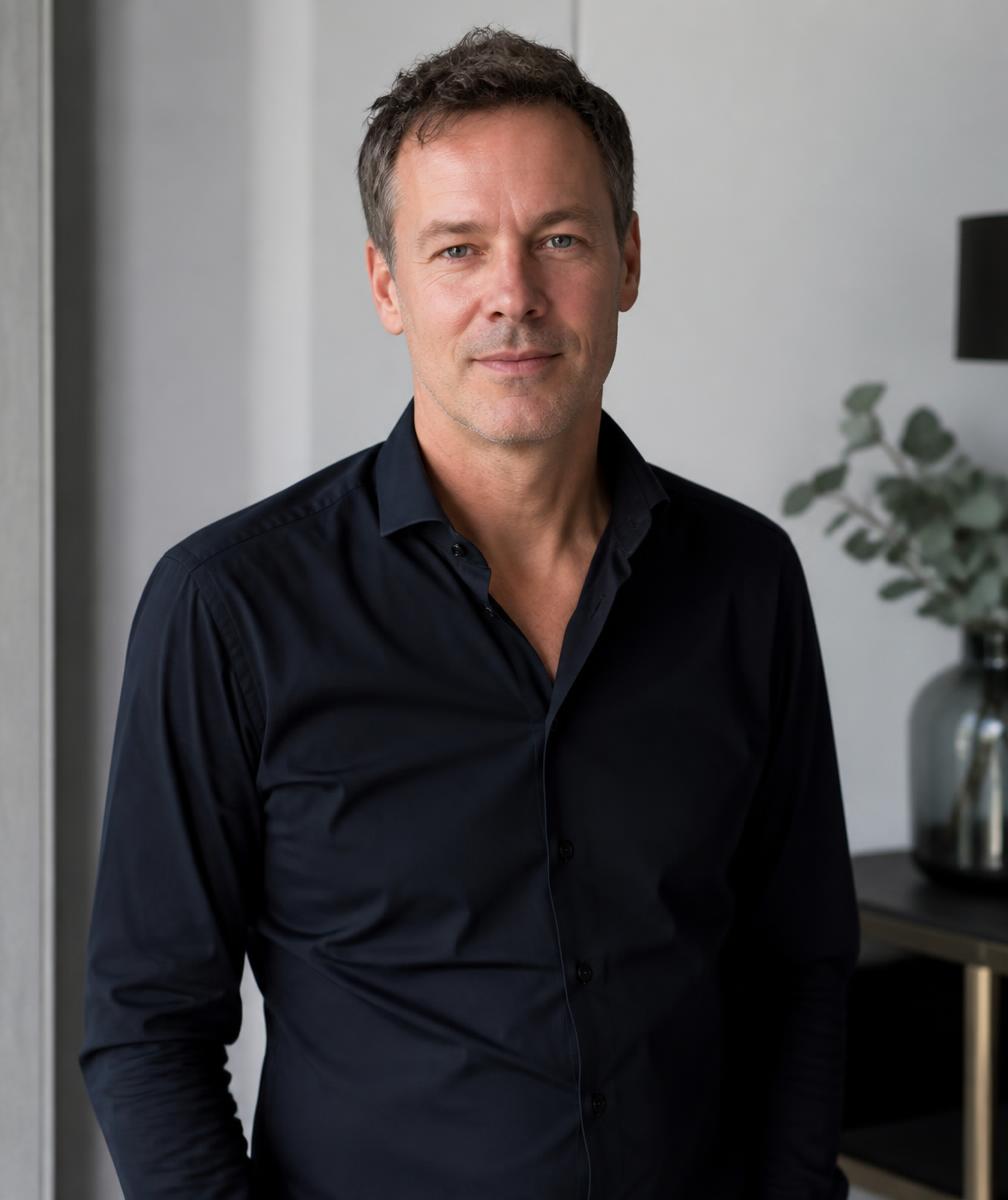 Founder van PARADERA